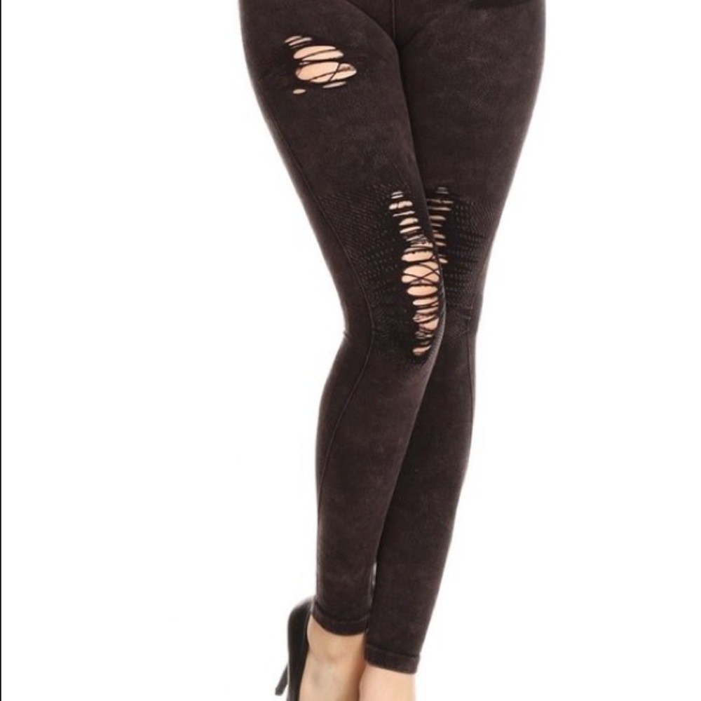 Black distressed legggings